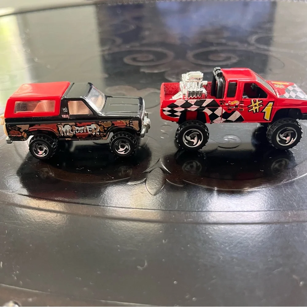 Hot Wheels Jeeps & Trucks